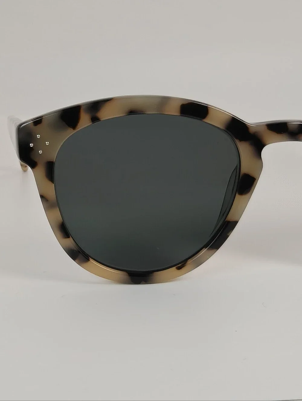 Augustine. Tortoiseshell Round Sunglasses with Dark Lenses.